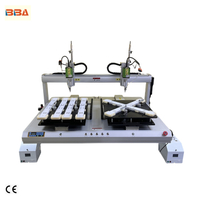 Machine de fixation à vis avec fonctionnement à grande vitesse et changeur d'embouts automatique pour la production de LED
