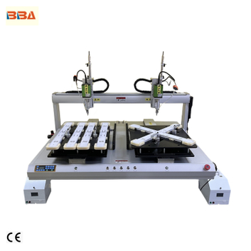 Machine de fixation à vis avec fonctionnement à grande vitesse et changeur d'embouts automatique pour la production de LED