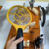 Type d'armoire Machine de serrage de vis entièrement automatique Machine de vissage automatique personnalisée pour l'assemblage de vis de raquette de tennis de badminton